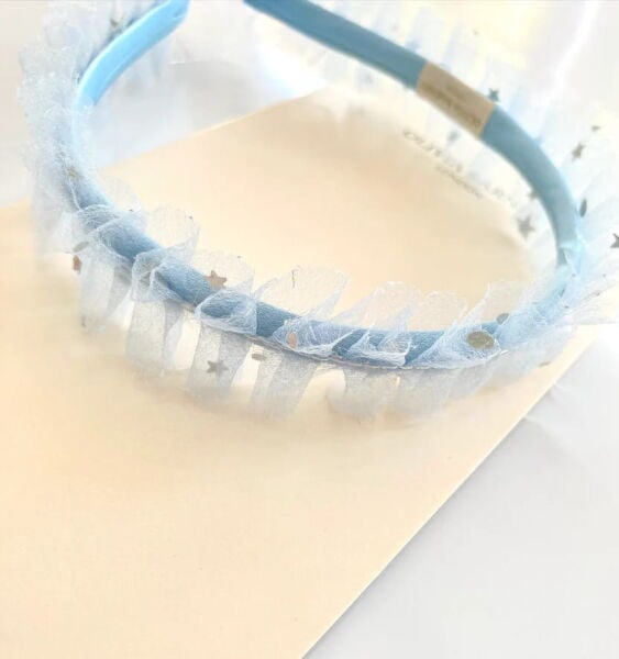 OLIVIA BARNET Blue Ruffle Headband Taç