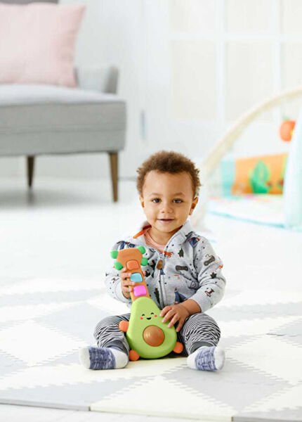 SKIP HOP Farmstand Işıklı ve Sesli Oyuncak Avokado Gitar