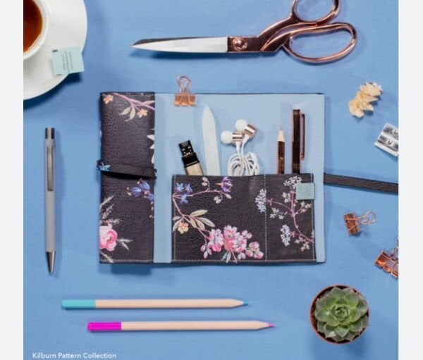 if Bookaroo Tech-Tidy Kablo Düzenleyici Kilburn Black Floral
