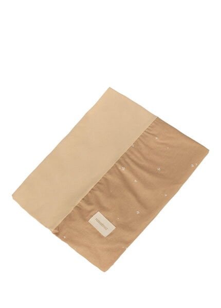 Nobodinoz Blush Little Cherries Bebek Alt Değiştirme Minderi Kılıfı