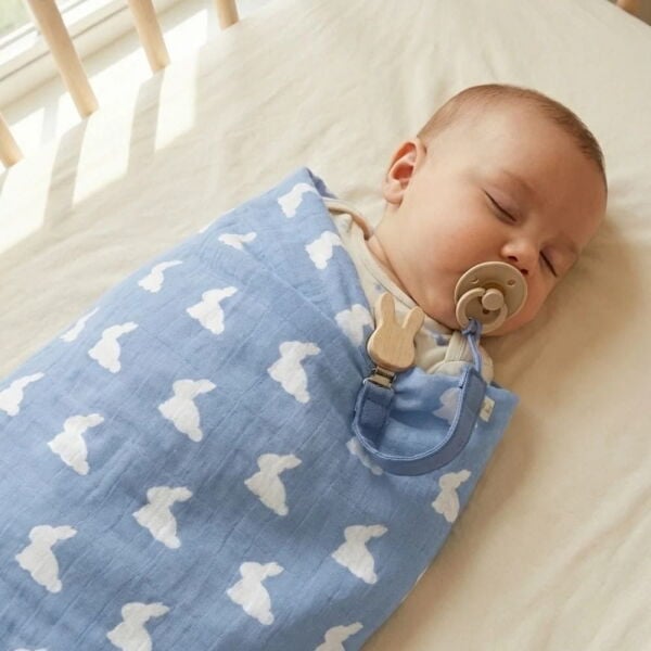 Deux Lapins Müslin Bebek Örtüsü Mono Lapin Royal Blue 70x70